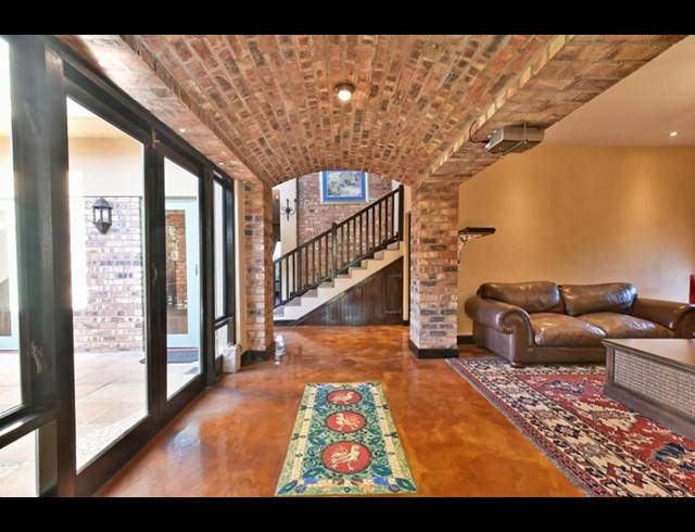 4 BEDROOM HOUSE FOR SALE IN NORTHCLIFF